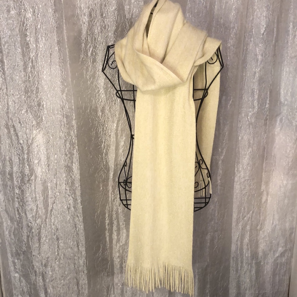 STEVE MADDEN fringed scarf
